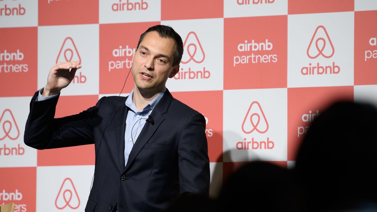 Airbnb Inc. Co-Founder and Chief Strategy Officer Nathan Blecharczyk Portrait and News ConferenceBloombergnews conference, newser, east asian, presser