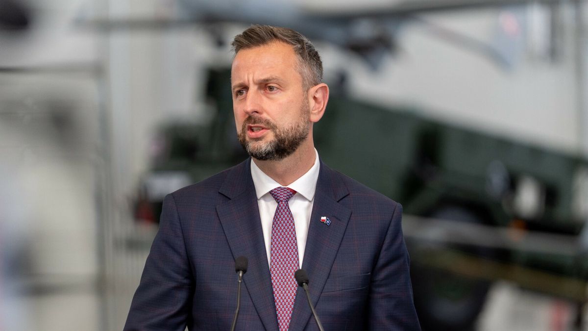 Podpisanie umowy o wspó?pracy PGZ i WZL-2 z Anduril Industries06.07.2026 Bydgoszcz Wojskowe Zaklady Lotnicze nr 2 Uroczyste podpisanie umowy o wspolpracy PGZ i WZL-2 z Anduril Industries fot Jaroslaw Jozajtis/REPORTER *** Local Caption ***  
N/z: Wladyslaw Kosiniak-KamyszJaroslaw Jozajtis/REPORTER