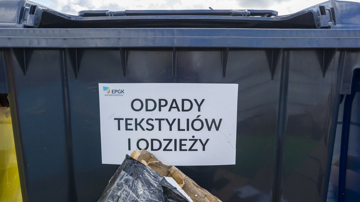 Miasta kończą z wożeniem tekstyliów na PSZOK-i. Zmiany od 2026 r