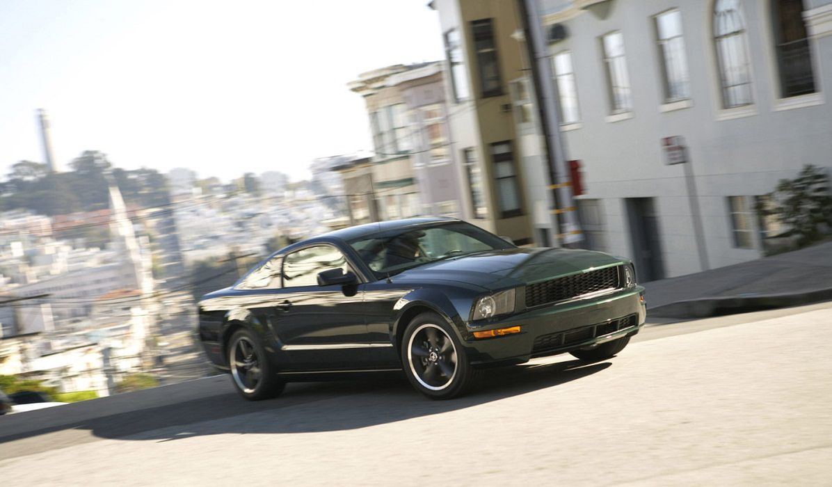 2008 Ford Mustang Bullitt (fot. moto-tapety.pl)