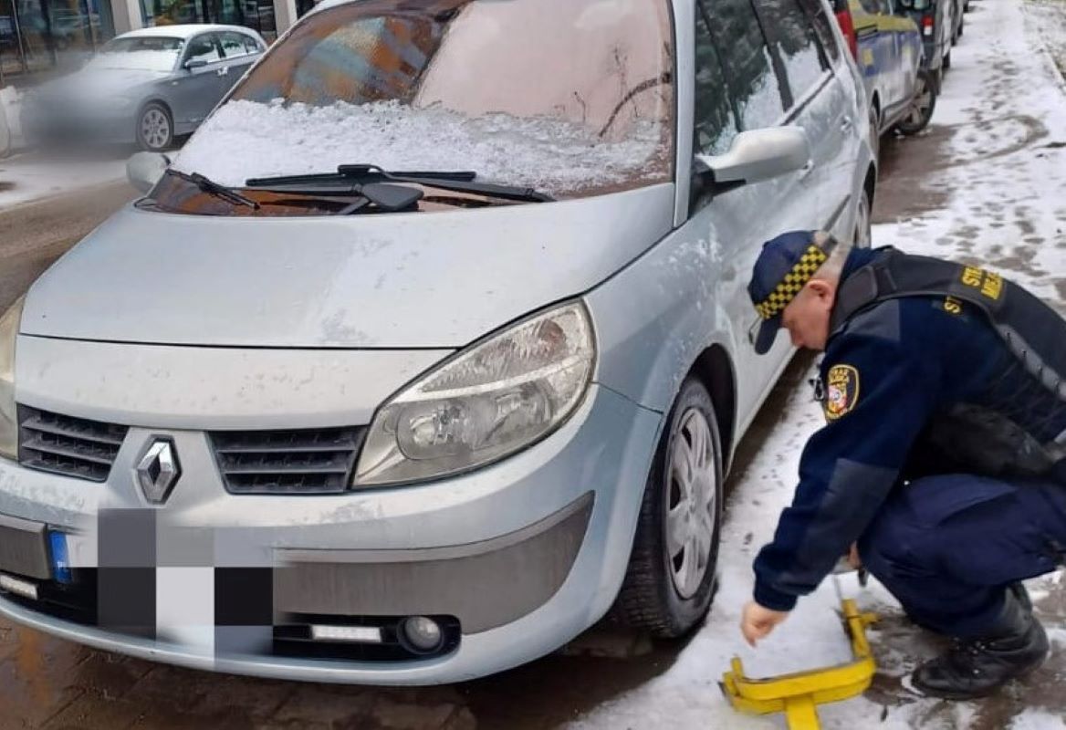 Kary za złe parkowanie będą jeszcze wyższe? "Może to odstraszy"