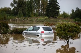 Co z odszkodowaniem za zniszczone przez powódź auto? Diabeł tkwi w szczegółach