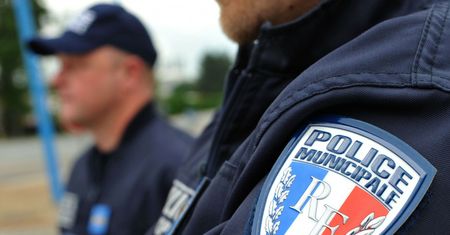 Francja. Seryjny morderca okazał się żandarmem. Znaleziony po 35 latach