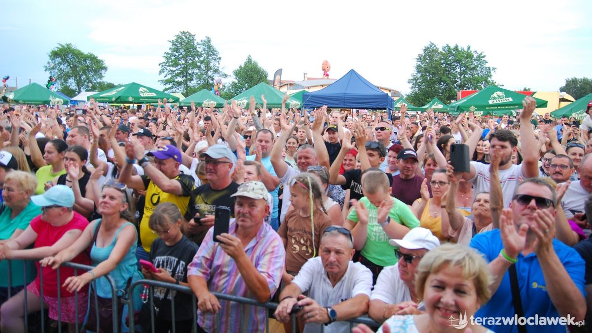 IX Powiatowo-Gminny Festiwal Zespołów Weselnych w Boniewie
