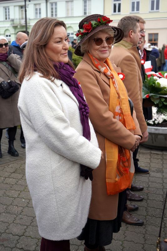 Obchody 11 listopada 