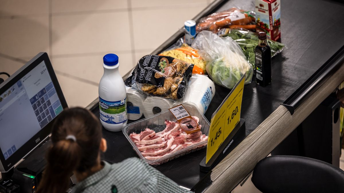 Groceries on the conveyor belt at the check-out counter of a Mercadona SA supermarket in Barcelona, Spain, on Thursday, Sept. 14, 2023. Bloomberg's monthly index, which calculates how much Spanish households need to spend on ingredients to make the Mediterranean rice dish paella, jumped 18.3% in August from a year ago, accelerating from a 15% rise the previous month. Photographer: Angel Garcia/Bloomberg via Getty Images