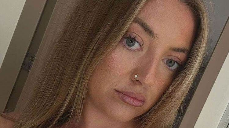 Rak języka może wyglądać jak zwykła afta