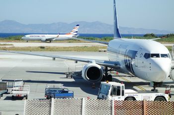 Zwrot akcji w sprawie Smartwings. Nieoficjalnie: nie trafią w ręce LOT-u [NEWS MONEY.PL]