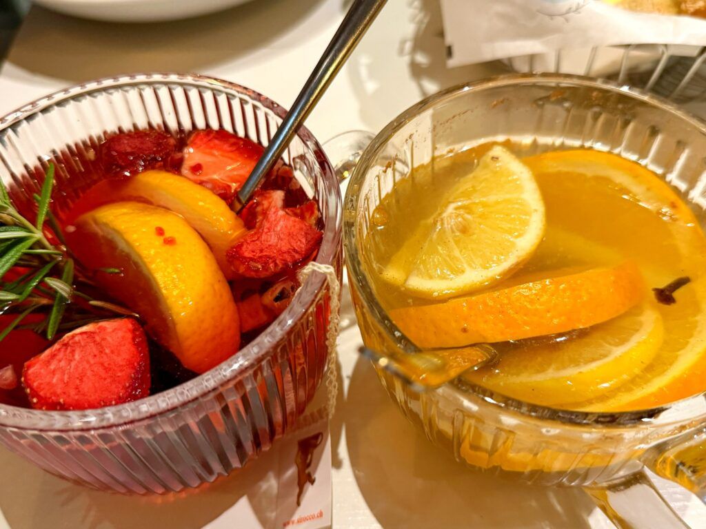 Najlepsze herbaty na jesień. Rozgrzewają, poprawiają nastrój