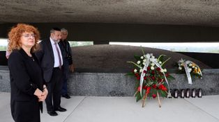 Lublin: "Nie można nienawidzić". Ceremonia pamięci na Majdanku. Zobacz zdjęcia
