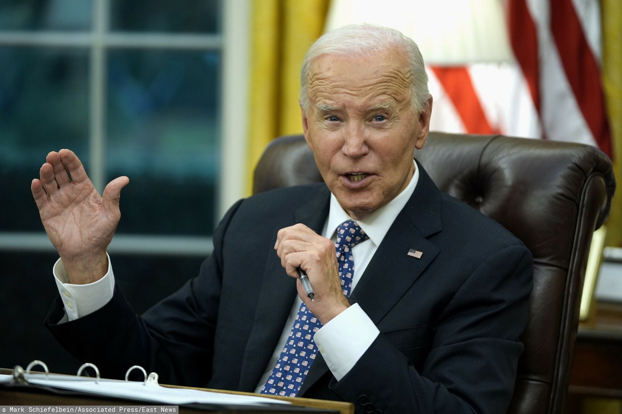 Temporary
President Joe Biden speaks about his administration's efforts to aid in recovery from the aftermath of Hurricane Helene from the Oval Office of the White House in Washington, Monday, Sept. 30, 2024. (AP Photo/Mark Schiefelbein)
Mark Schiefelbein