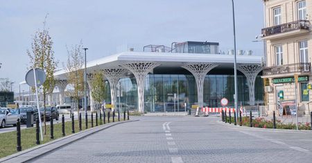 Dworzec Lublina ma być gotowy do piątku, ale na otwarcie jeszcze poczekamy