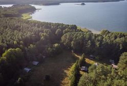 Warszawa. Porzucony mazurski raj. Tajemnicze znalezisko aktywistów