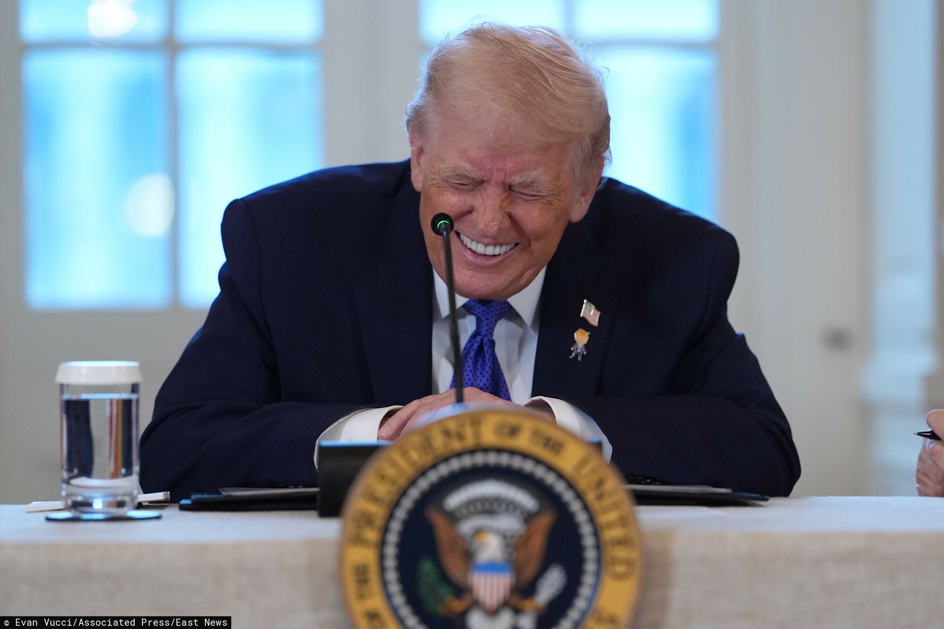 wiadomości,aktualności,WP Wiadomości Wyspa imienia Donalda Trumpa? Premier wystosował prośbę