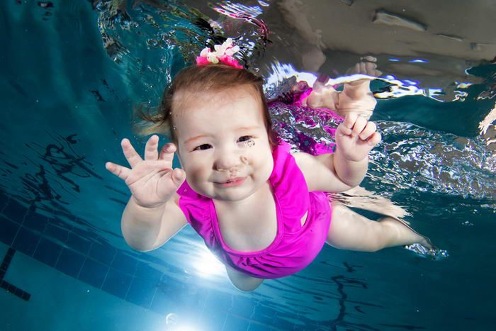 "Małe Nemo", czyli niemowlaki sfotografowane pod wodą 3