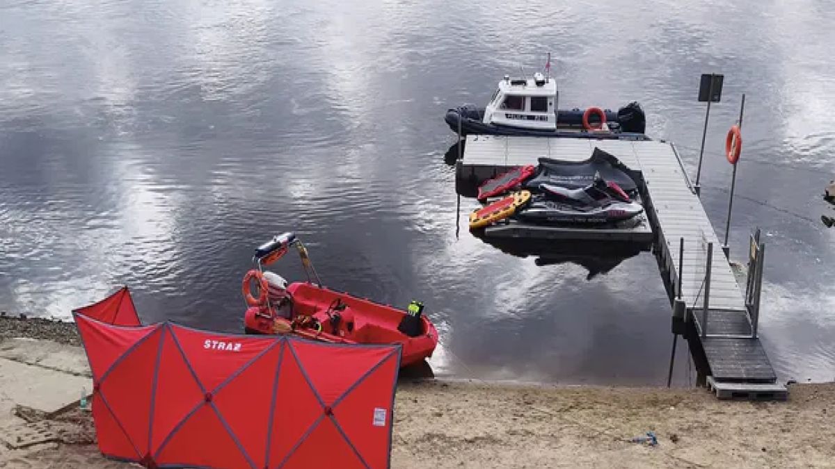 Kobieta skoczyła z mostu do Wisły