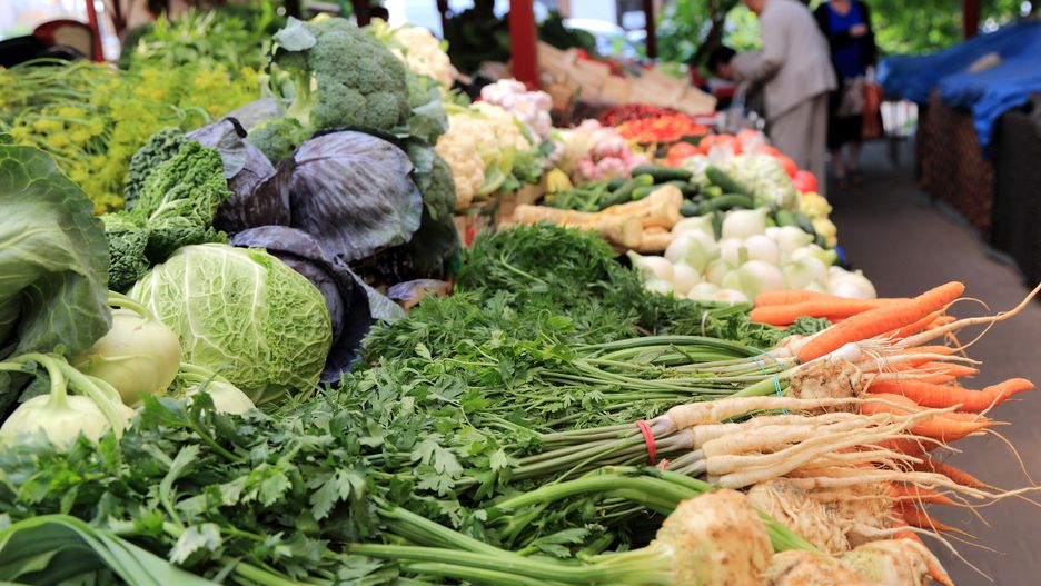 Na zdjęciu żywność na bazarze
