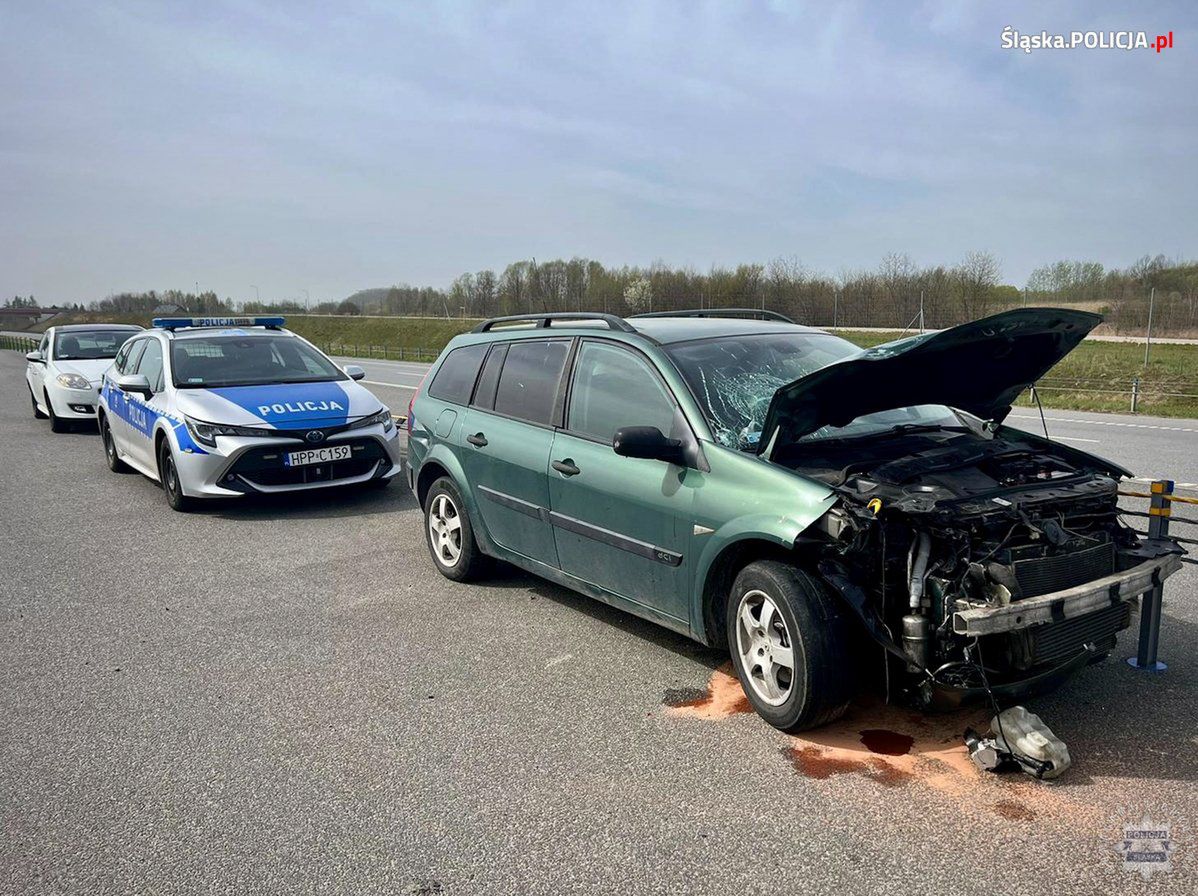 Przyjechali do kolizji. Trafili na przestępców