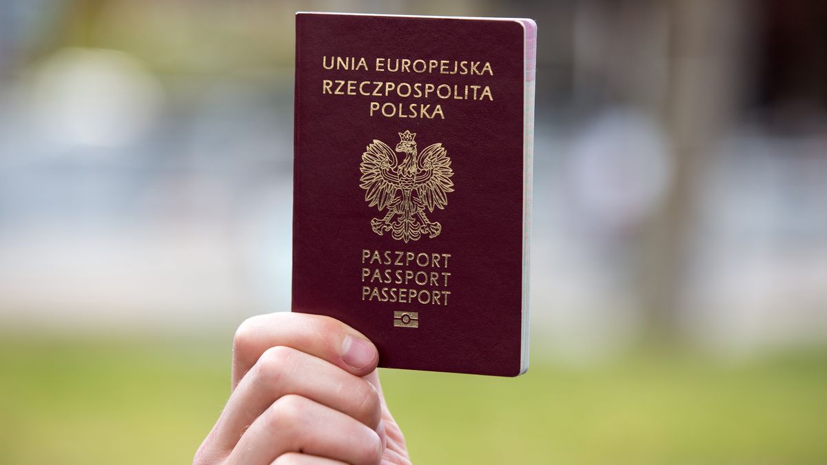 Najsilniejsze paszporty świata. Polska wyżej niż USA