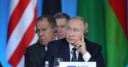 Unia chce zatopić czarne złoto Putina. Uderzy w nieoczywiste miejsce