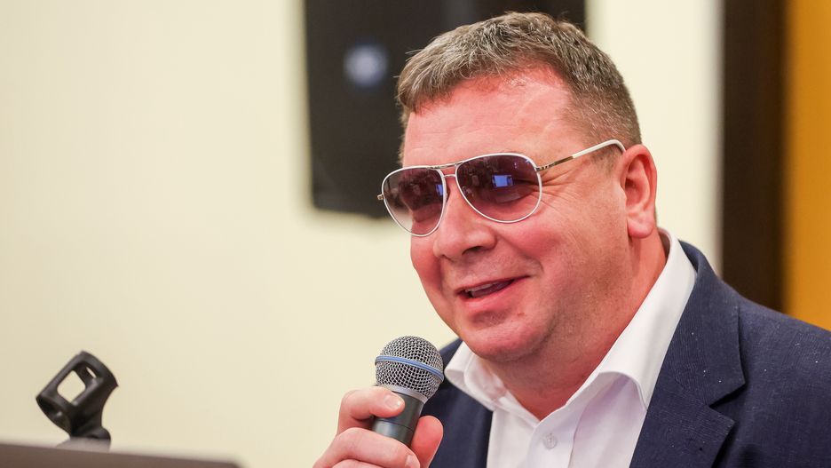 Michał Wójcik podczas koncertu dla podopiecznych Hospicjum Cordis w Katowicach.