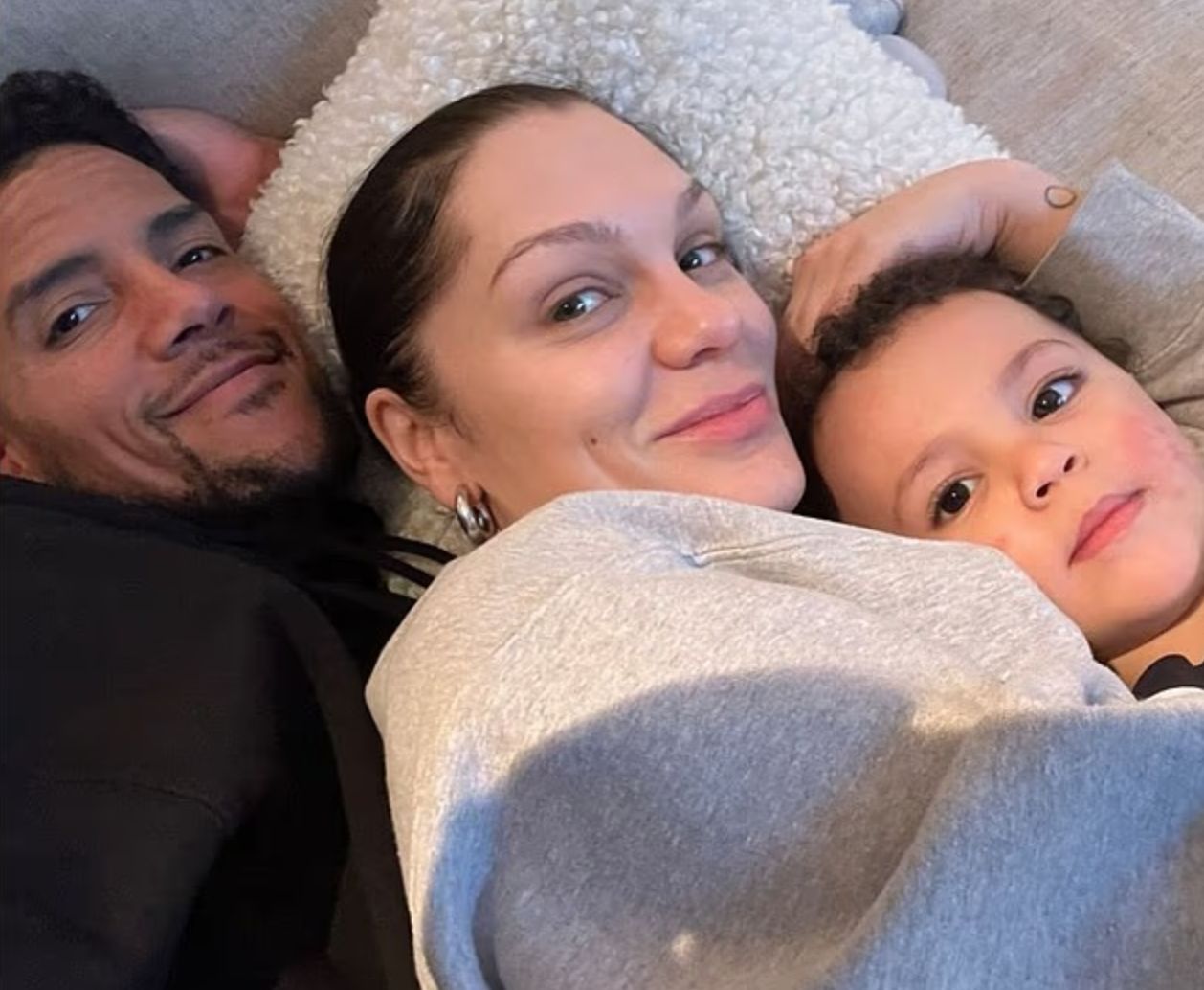 Jessie J z synem i partnerem