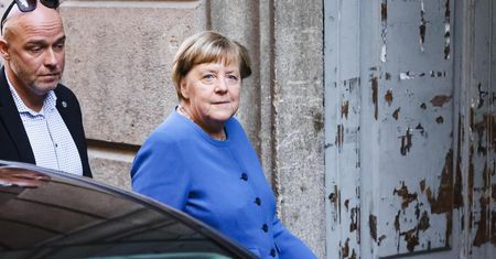 "Europa może zostać rozniesiona w pył". Angela Merkel drży o przyszłość