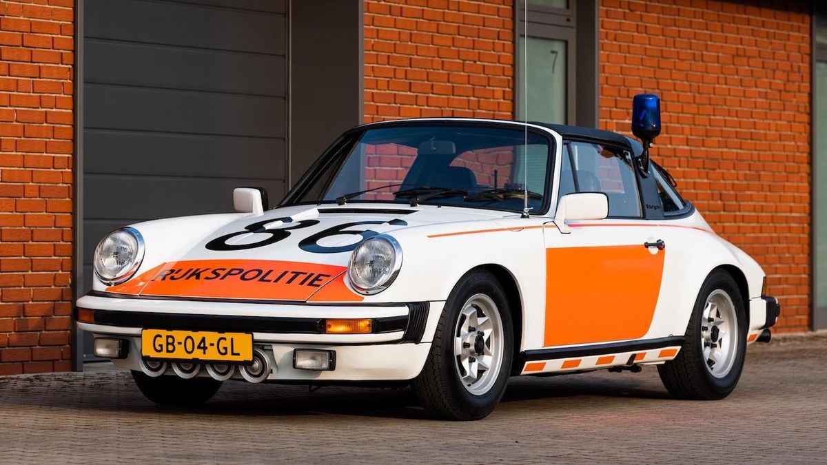 Porsche 911 SC 3.0 Targa Politie