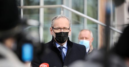 Adam Niedzielski straci stanowisko? Jest deklaracja z PiS