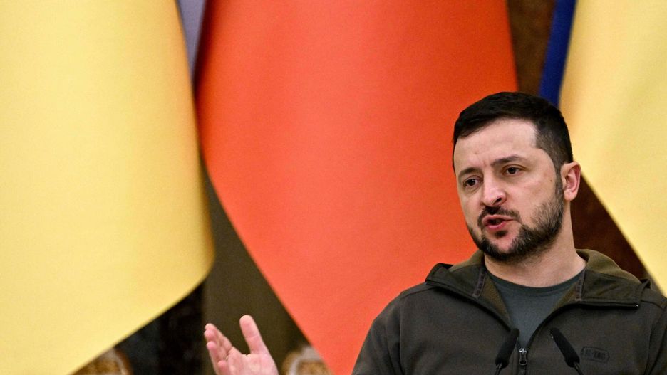arch52Ukraine's President Volodymyr Zelensky speaks during a joint press conference with Czech Republic's prime minister at the Mariinskyi Palace in Kyiv on October 31, 2022. (Photo by Genya SAVILOV / AFP)GENYA SAVILOV