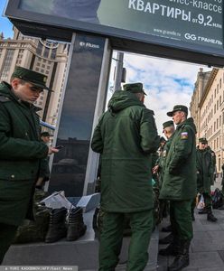 Inform Napalm: "Rosyjski żołnierz przeżyje na froncie 4 dni"