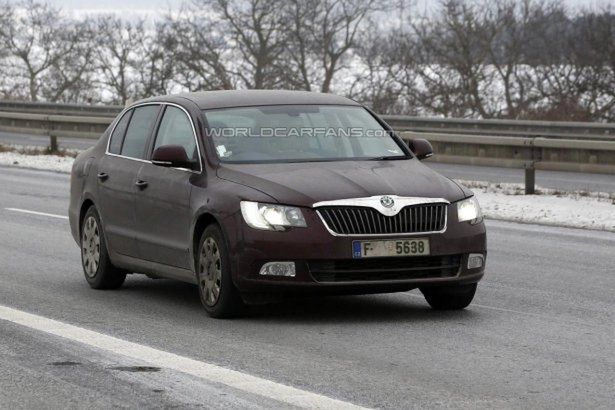 2013 Škoda Superb - facelifting już wkrótce