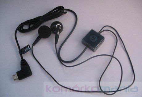 Cellna recenzja: MOTOROLA RAZR2 V8 9