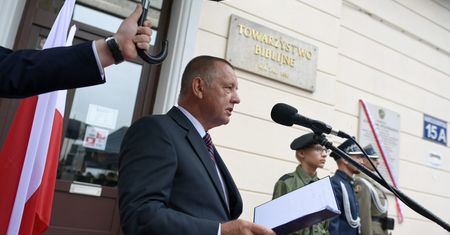 Kolejny wywiad prezesa NIK. Marian Banaś: chcą mnie pozbawić stanowiska