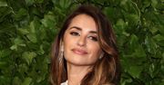 Penelope Cruz w przezroczystej kreacji zadaje szyku na Gotham Awards. Ikona stylu?