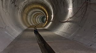 Łódź: Niedokończony tunel może być schronem. Jest odporny na bomby