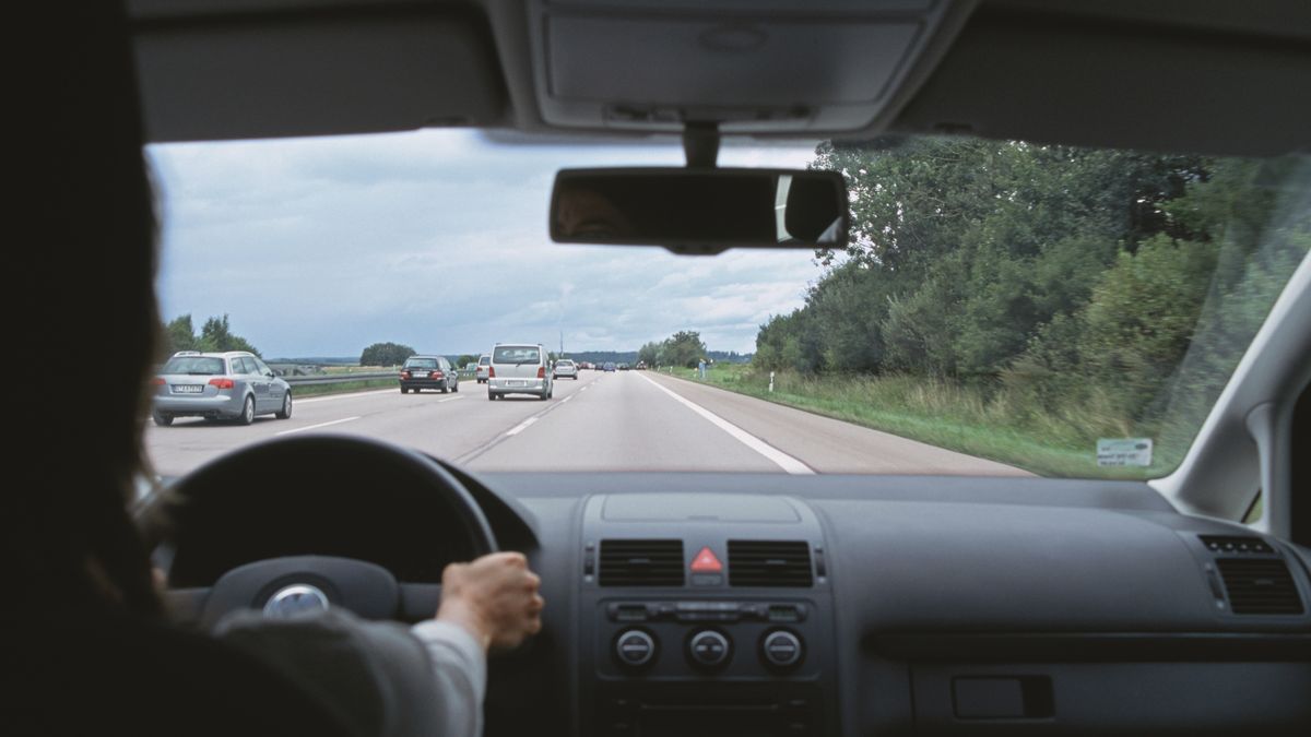 Bezpieczne wakacje za kierownicą 1