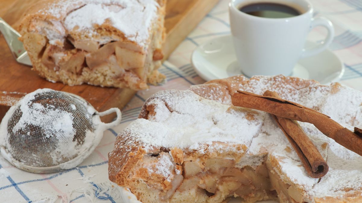 Domowe ciasto z jabłkami to największy klasyk