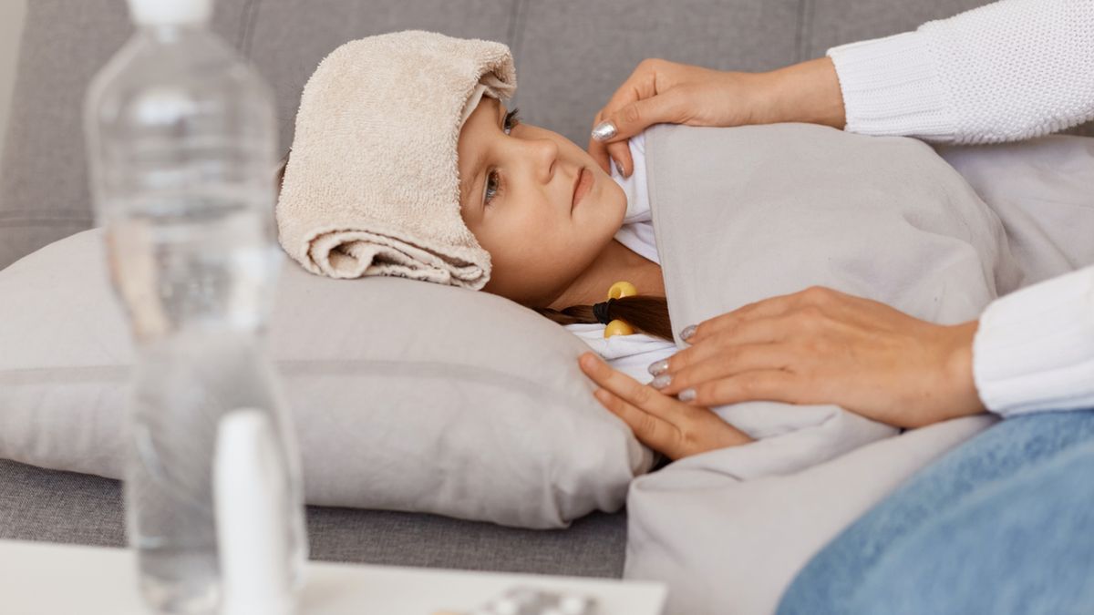 Gorączka u dzieci może prowadzić do odwodnienia