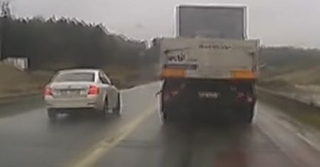 Spotkała go szybka karma. Kierowca w ogóle się tego nie spodziewał