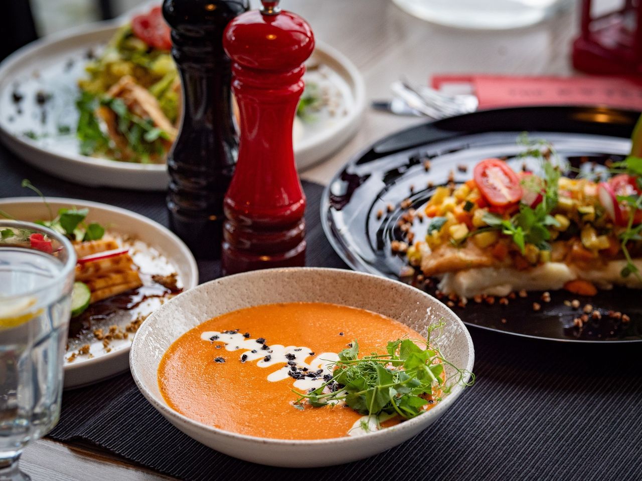 Powraca największe wydarzenie towarzysko-kulinarne w Polsce! Startuje najbardziej aromatyczny Restaurant Week w historii #FoodSmellsGood
