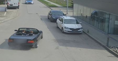Poszedł bokiem wprost na radiowóz. Nie było litości, mandat liczony w tysiącach