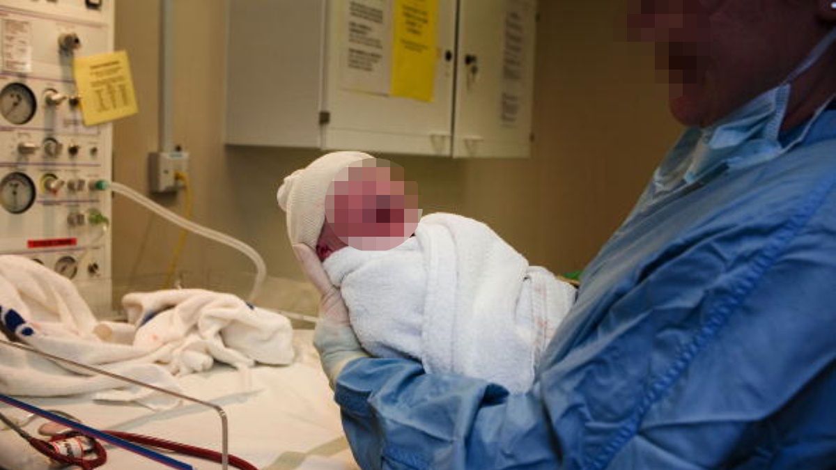 Noworodek przyszedł na świat w jednym ze stołecznych szpitali. Jego matką jest kobieta pozbawiona dachu nad głową (zdjęcie ilustracyjne)