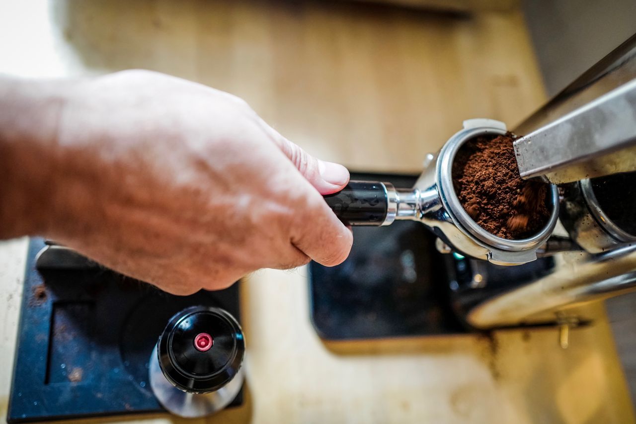 Jak często wymieniać filtr w ekspresie do kawy? O tym pamiętaj