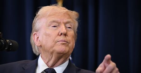 Trump zabrał głos ws. rozmowy z Putinem. "Chce być pomocny"