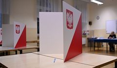 Telewizje szykują wieczory wyborcze. Kto je poprowadzi?