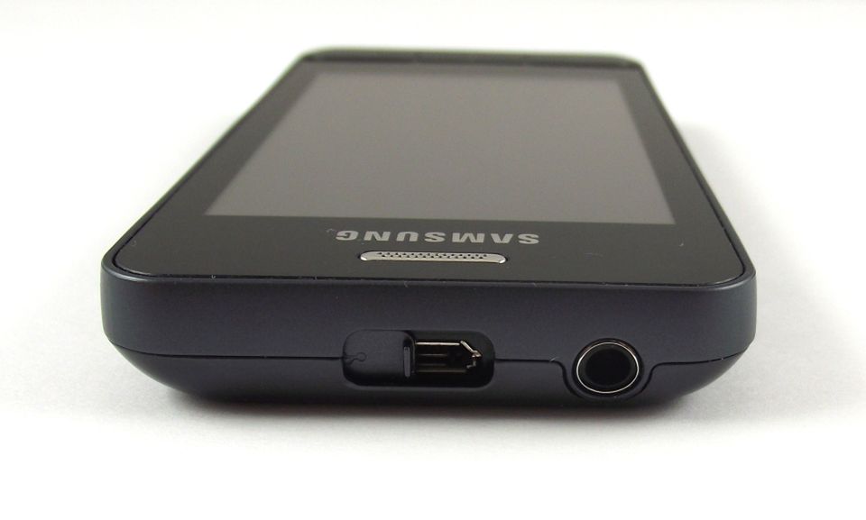 Samsung Wave 723 - porty
