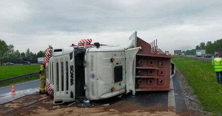 Mysłowice. Trudny dzień dla kierowców. Wypadki zakorkowały autostradę A4