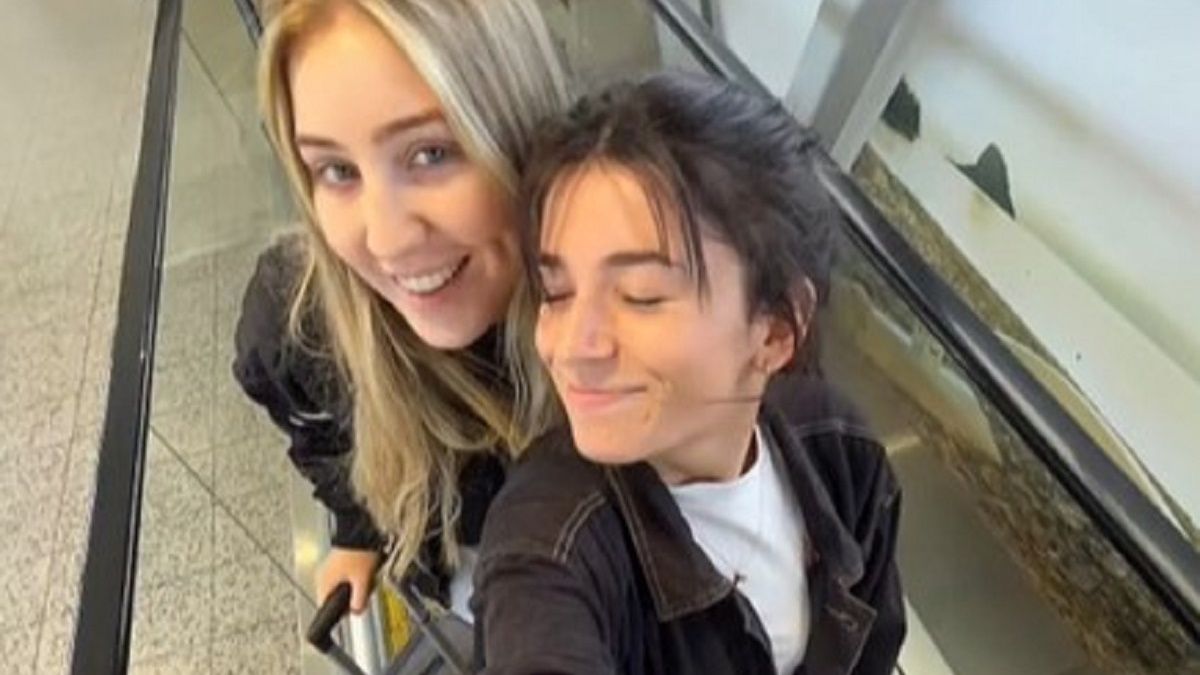 Tak próbowały uniknąć kary za nadbagaż. Wideo niesie się po sieci