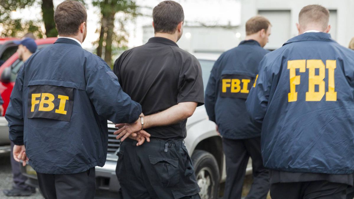 Agenci FBI zatrzymali w Los Angeles Rosjanina, który przyleciał do USA na gapę